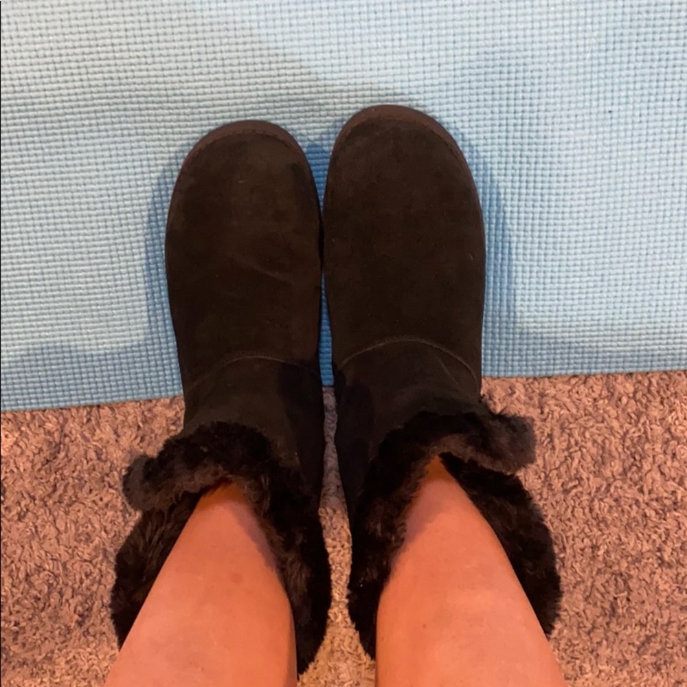Black boots